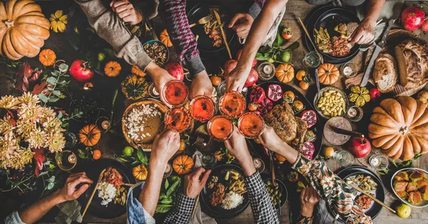 Who should you invite to your Friendsgiving?