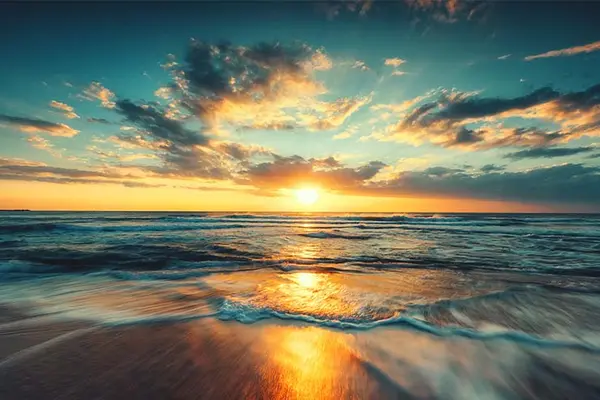 What song does the horizon sing every morning?